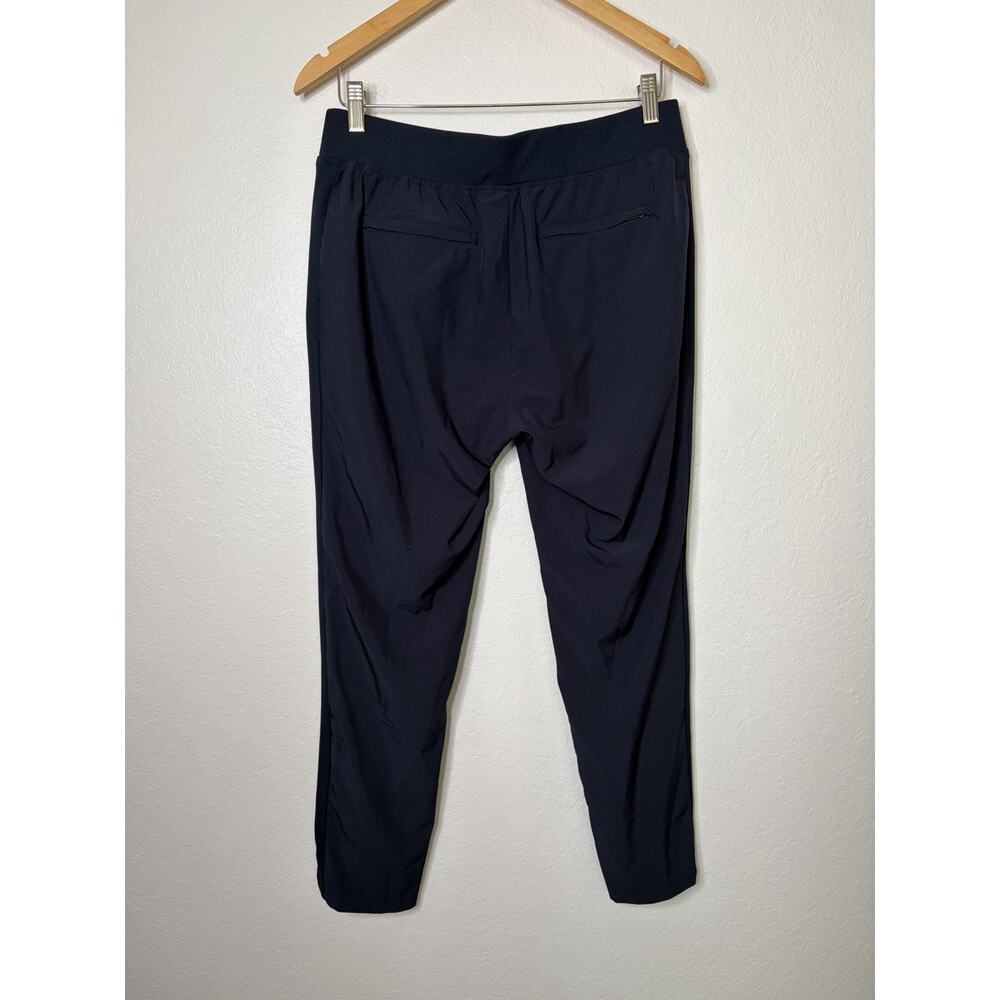 Quince Performance Tech Ankle Pant in Navy Women's Size Medium Minimalist Chic - Picture 3 of 4